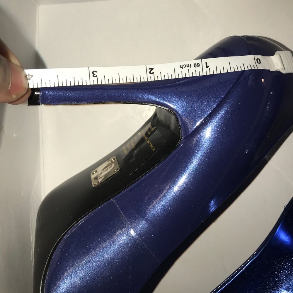 ***SOLD***Blue Pointed Toe Shoes Size 6 - Picture 3 of 3